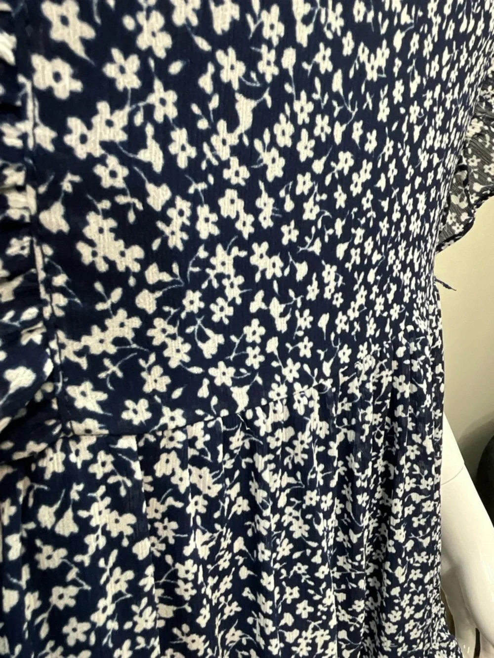 J.CREW Provence Smocked Waist Midi Dress Navy Floral Ruffle Sleeve Size 0